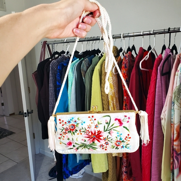Handbags - SOLD Vintage Silk Floral Embroidered White Clutch Bag